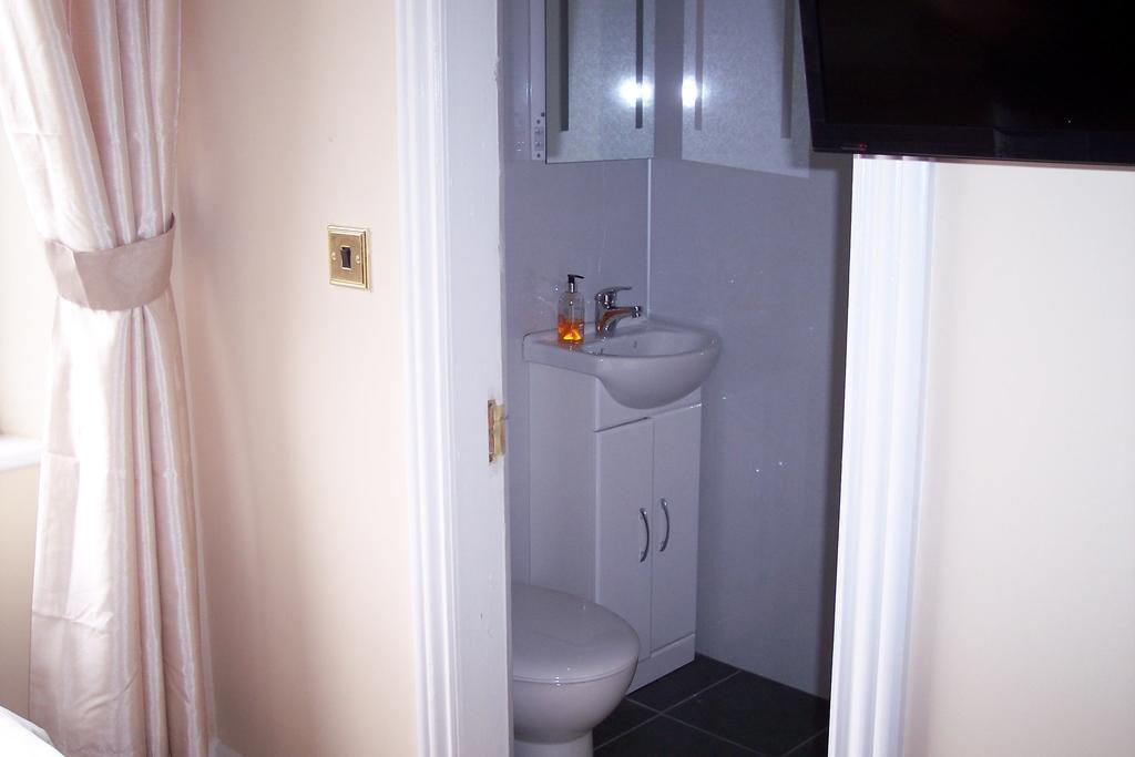 Braehead Guest House Ίνβερνες Δωμάτιο φωτογραφία